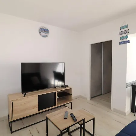 Holiday home Charmante Maison 3 Pieces - Terrasse, Clim, Parking - A 5 Min De La Plage Et Commerces - Fr-1-307-180 Le Grau-du-Roi