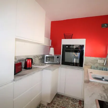 Holiday home Charmante Maison 3 Pieces - Terrasse, Clim, Parking - A 5 Min De La Plage Et Commerces - Fr-1-307-180 Le Grau-du-Roi