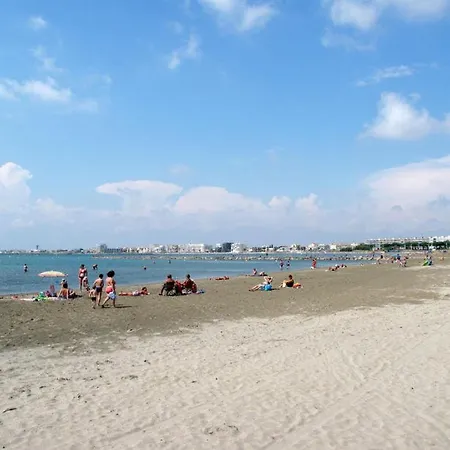 Holiday home Charmante Maison 3 Pieces - Terrasse, Clim, Parking - A 5 Min De La Plage Et Commerces - Fr-1-307-180